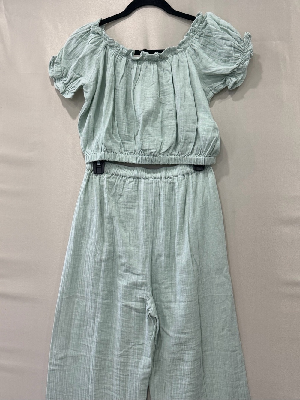 Woman Sage Green Two-Piece Puff Sleeve Top & Maxi Skirt Set - Picture 9 of 13